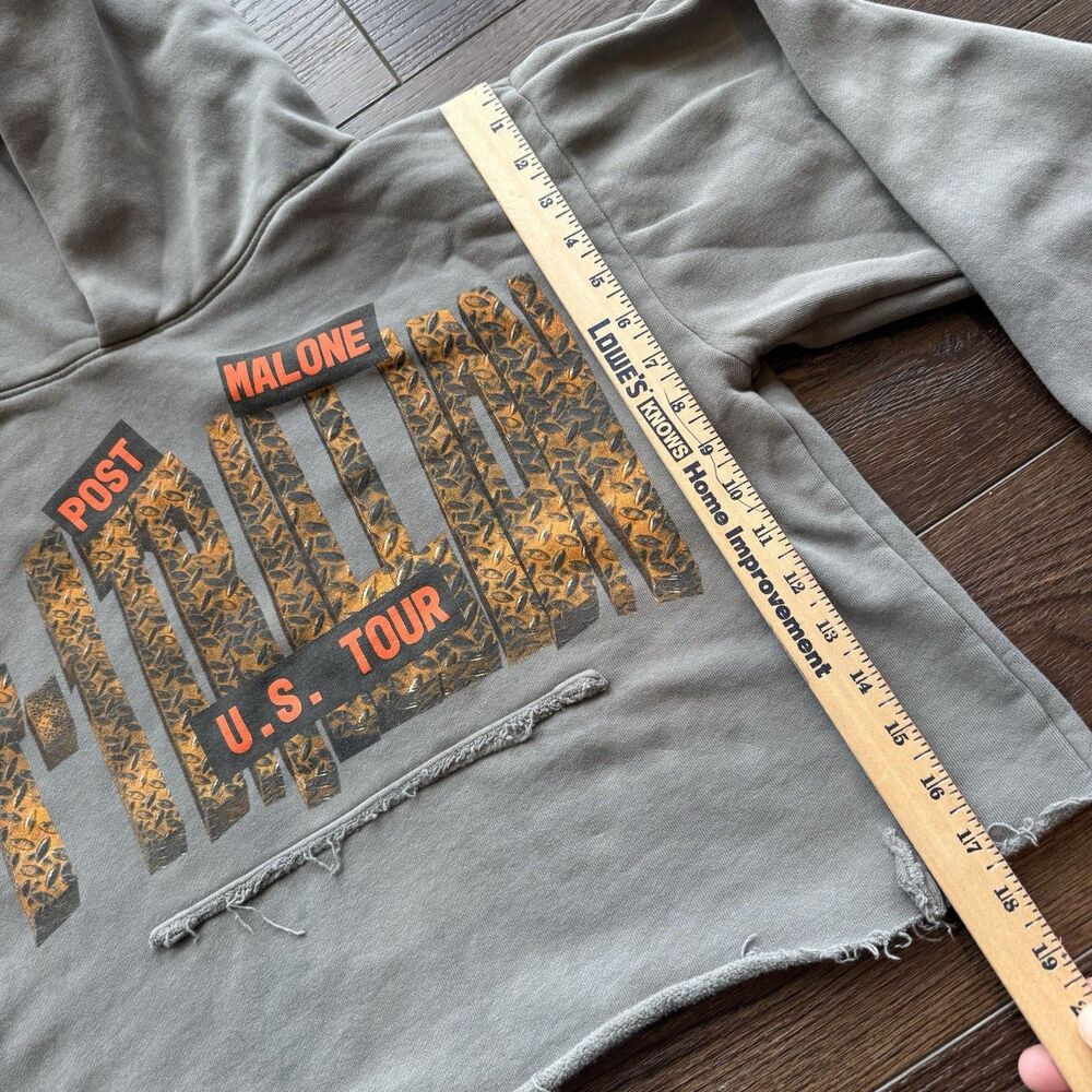Post Malone F-1 Trillion U.S. Tour Hoodie Cropped Distressed Gray Size Small - Picture 6 of 9